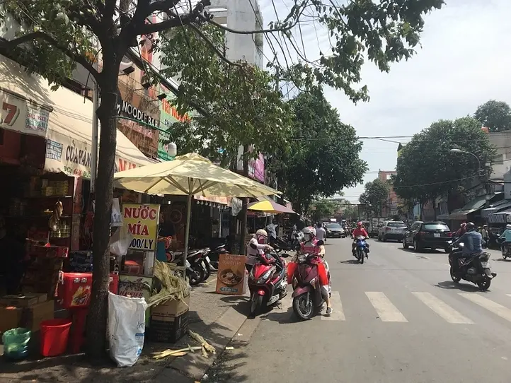 ベトナム人の生活を覗いてみよう！超ローカル市場に潜入~タンミー市場