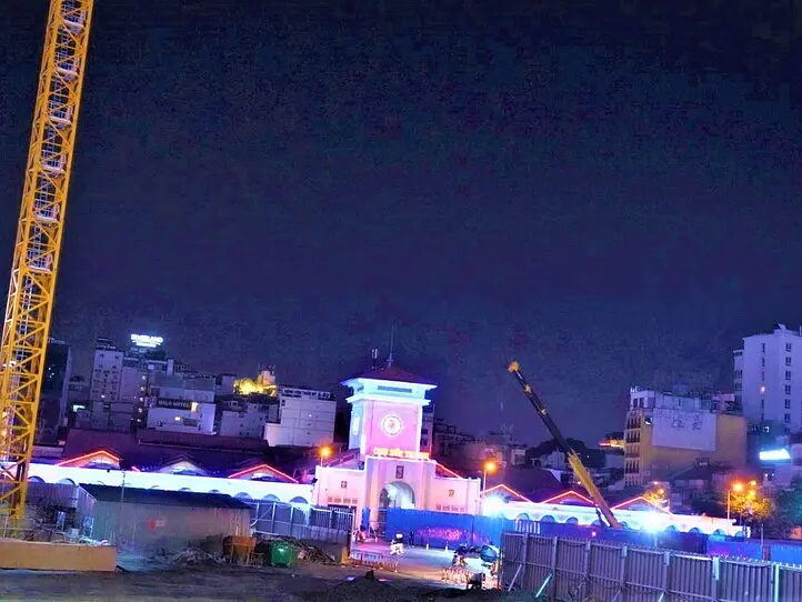 2階建て観光バスでホーチミンの主要スポットを巡ろう！