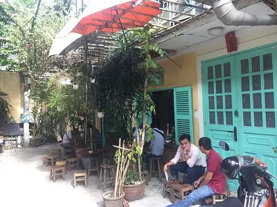 誰にも教えたくない超隠れ家カフェ