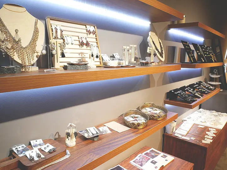 2区にNew Openのアクセサリーショップ