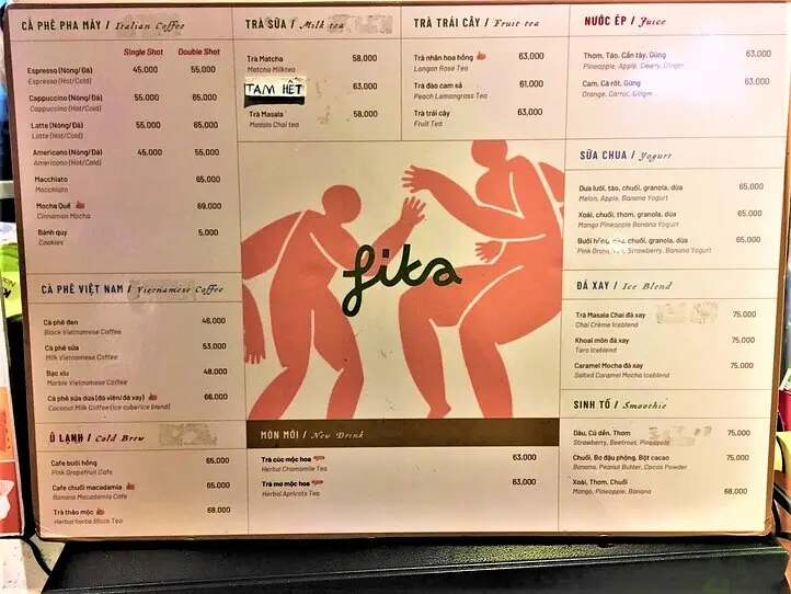 ビンタイン区の池のほとりにある景色がきれいなカフェ