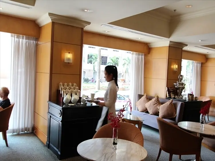 カフェ・ドゥ・オペラ