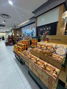 ヴィ・ヴオン 高島屋店