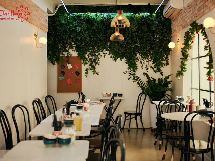 シスター・ホア・ベジタリアン