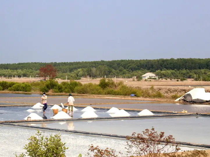 ベトナムらしさ120%！ナチュラルエコツアー「カンザー」を楽しむ