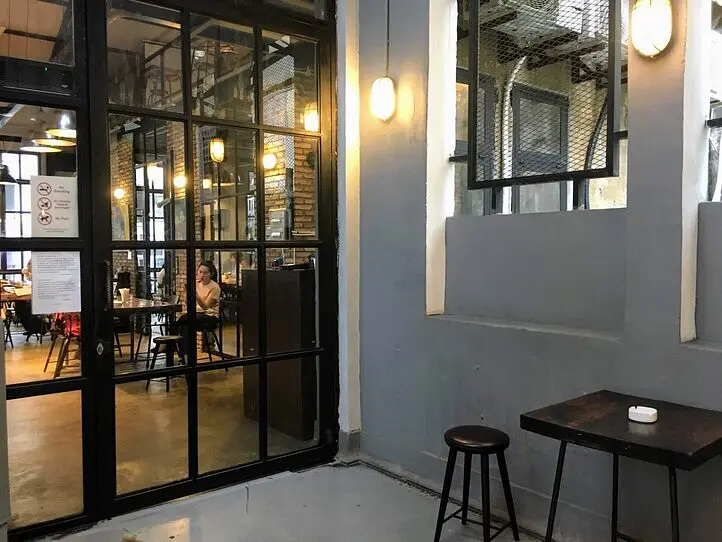 開放的な空間で本格的なコーヒーが楽しめる～The Work shop(ザ・ワークショップ)～