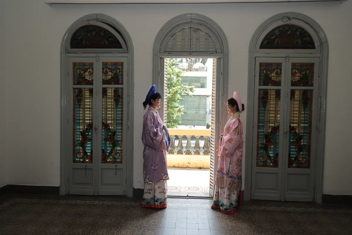 ベトナムタイルの旅：足元から感じる歴史と文化