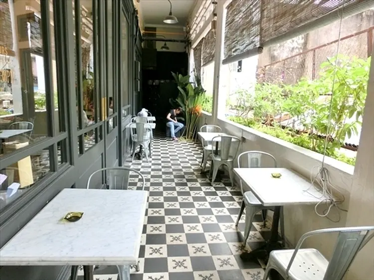 ルー・ジン (ドンコイ店)