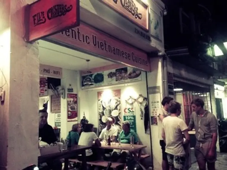 ファイブオイスターズレストラン