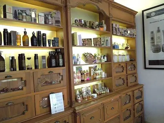 ラ･メゾン･ド･ラポティケア