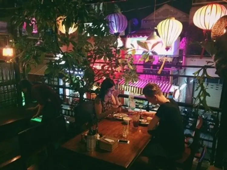 ファイブオイスターズレストラン