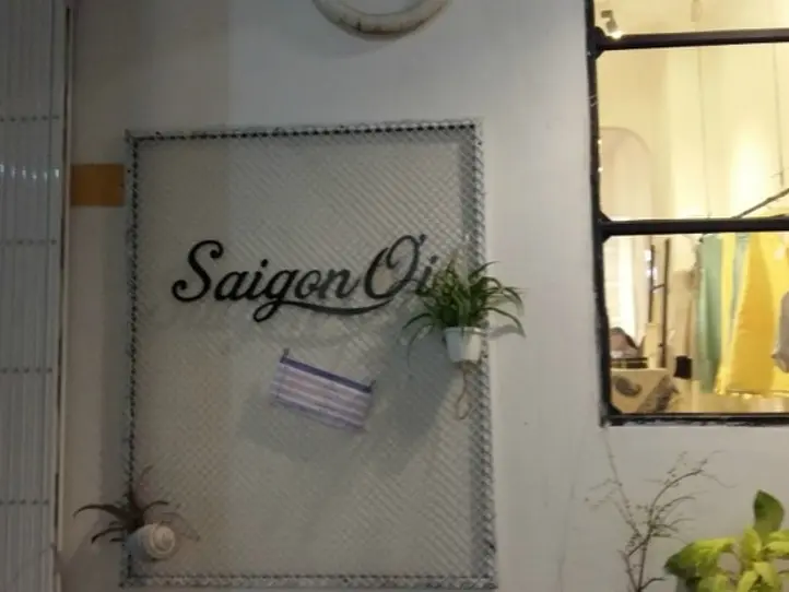 こんなところに…。古アパートに入居するかわいいお店たち