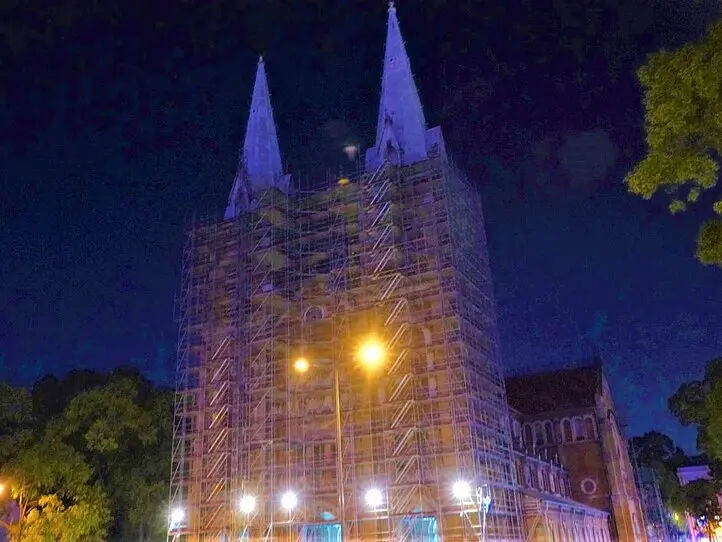 2階建て観光バスでホーチミンの主要スポットを巡ろう！