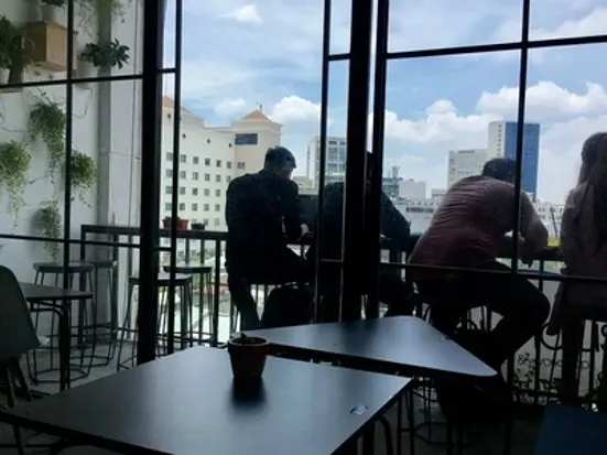 ブイハウスコーヒーアンドワークショップ