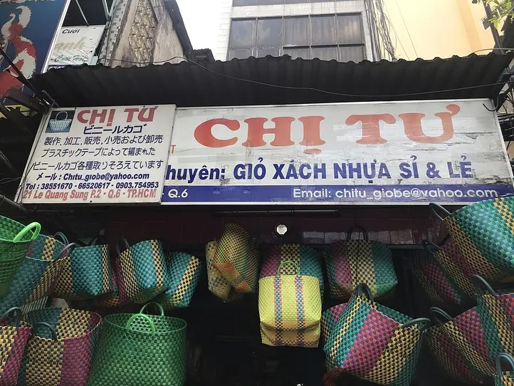 ホーチミンの中華街「チョロン」地区で掘り出し物のお土産探し！