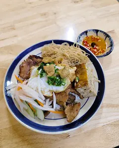 ホーチミンの味を探して ― 私のお気に入りベトナム料理店3選