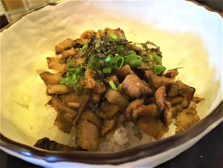 レタントンの鶏ラーメン屋さん2店をご紹介