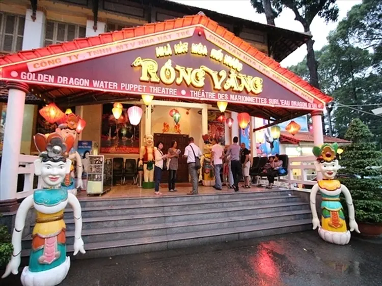 ロンヴァン水上人形劇