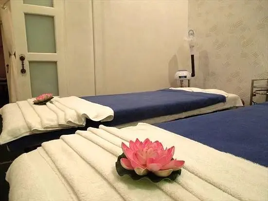 ホワイト・ロータス・スパ