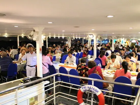サイゴン号／サイゴン川ディナークルーズ