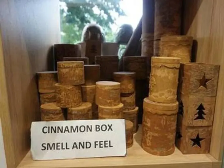 ユエン・ホーム