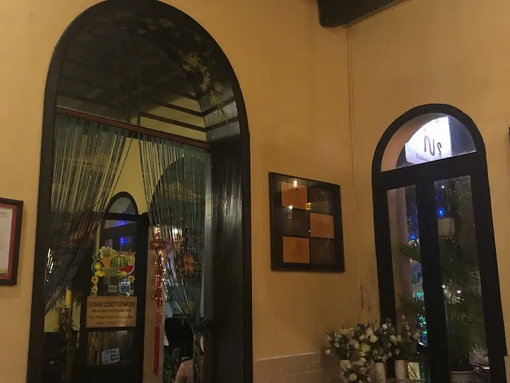 ひっそりたたずむ一軒家ベトナム料理レストラン