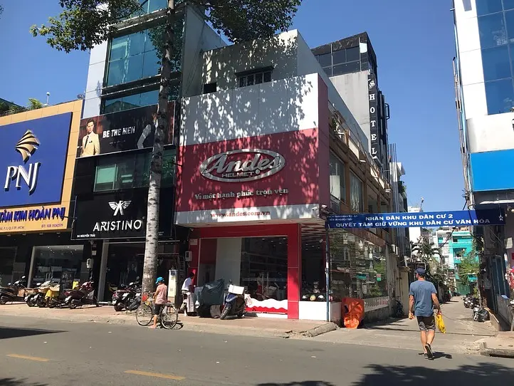 ベトナムの必需品・マイヘルメットが買えるおすすめのお店 3選