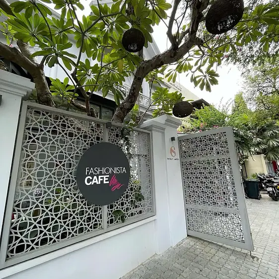 ファッショニスタ・カフェ