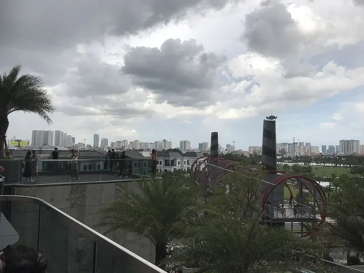 Land Mark81 そびえるホーチミン新名所！？