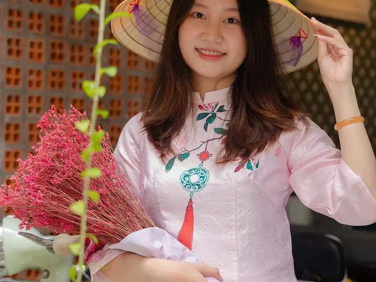 ザ・スパ・サイゴン (アオザイ)