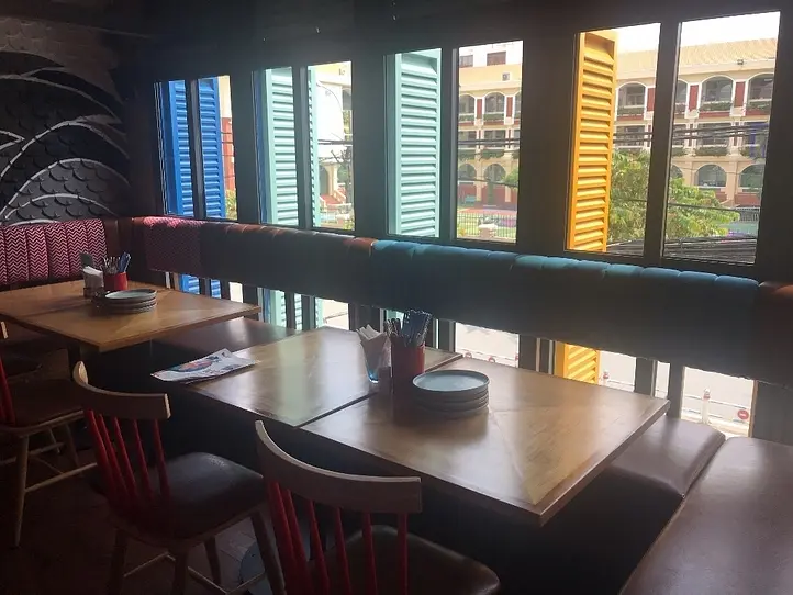 豊富なソースでチキン料理を楽しめる！〜Chickita  flame grilled chicken（チキータフレームグリルチキン）〜