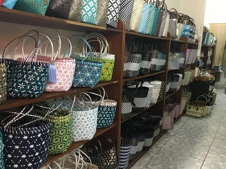 ドンコイエリアのおすすめかごバッグのお店３つ