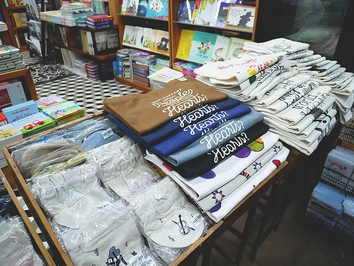 ホーチミン観光の合間に立ち寄れる『ブックストリート』