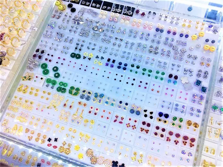 ホーチミンのローカル美容に行ってみた（フェイシャル、ピアス穴）