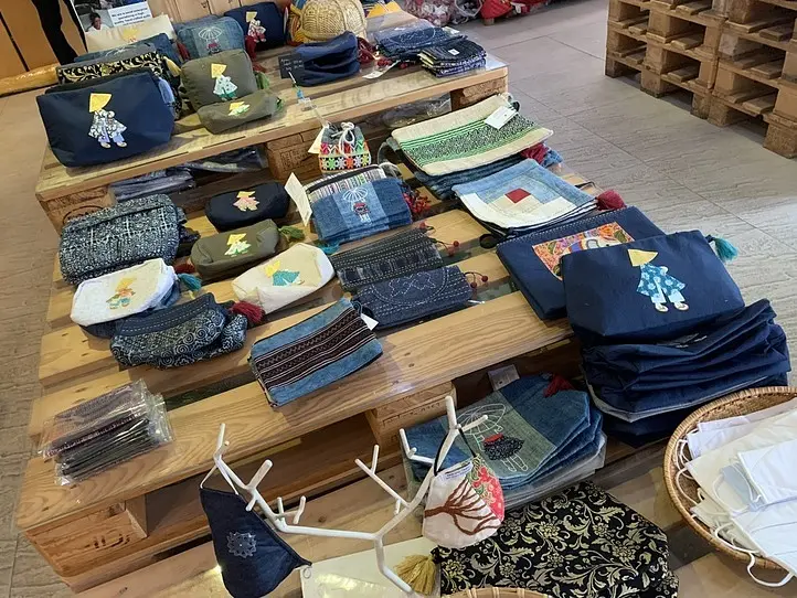 ベトナム人の作る繊細な布製品を思い出に〜Mekong Quilt（メコンキルト）〜