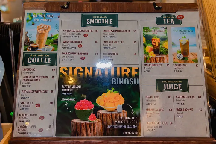 アオザイでベトナム気分満喫！ホーチミンの人気フォトジェニックカフェ【MZ Coffee】