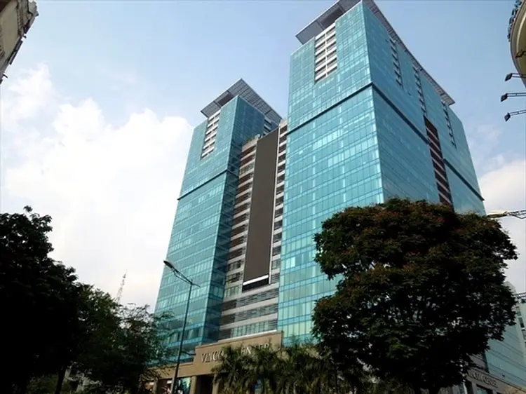 ユニクロ・ドンコイ店