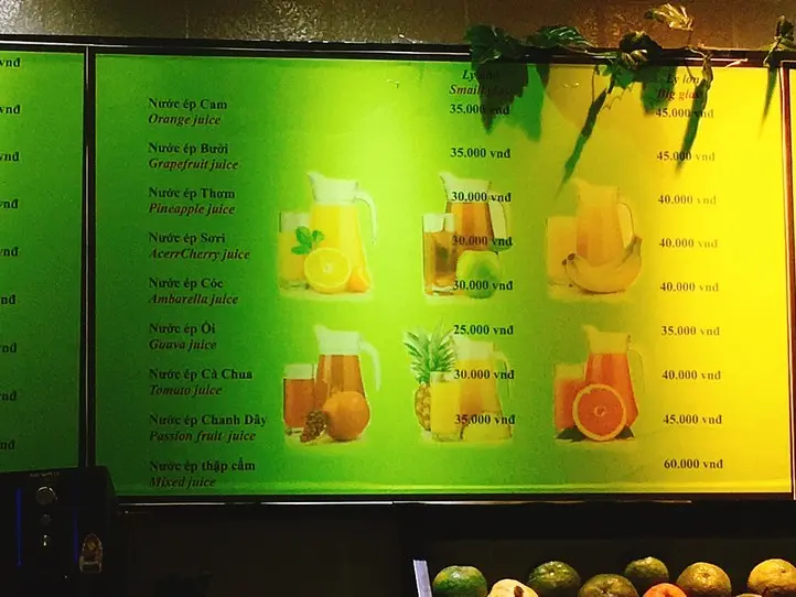 【タンソンニャット空港内】安くておいしいベトナムローカル料理店