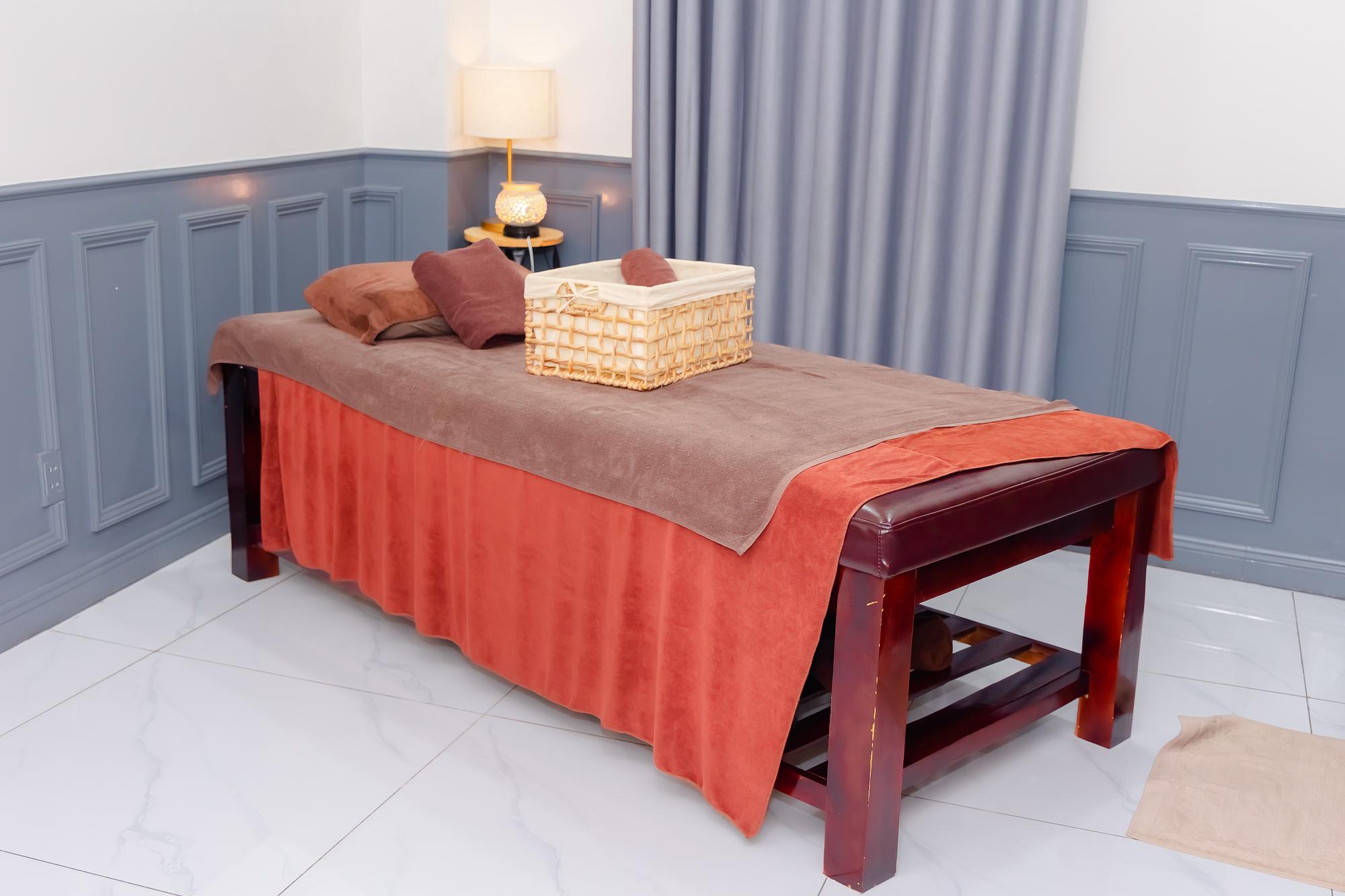 Birthree トライアルコース（アロママッサージ＋トキオヘッドスパ）