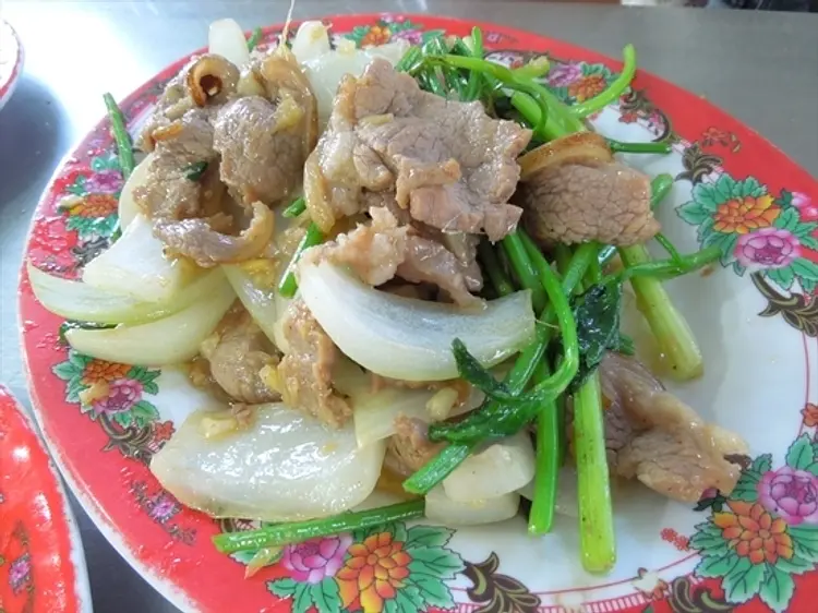 ラウ・イェー・ドゥック・ドゥン