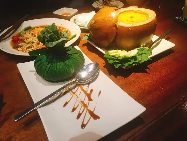 ベトナムのベジタリアン料理を食べよう〜「...humラウンジ＆レストラン」〜