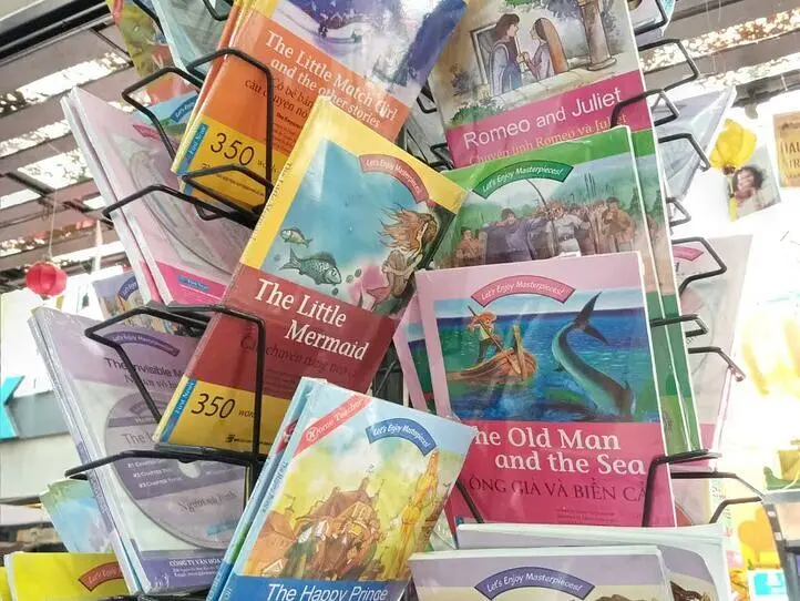 【週末特集】のんびり書店巡り。お土産探しにも！～Ho Chi Minh City