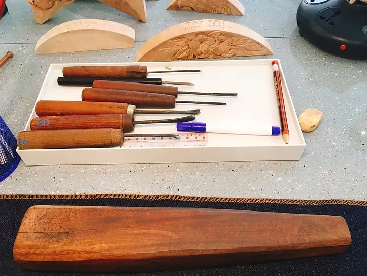 ホーチミンでベトナム伝統木彫り体験を　～「TAY TAY WORKSHOP（タイタイ・ワークショップ）」