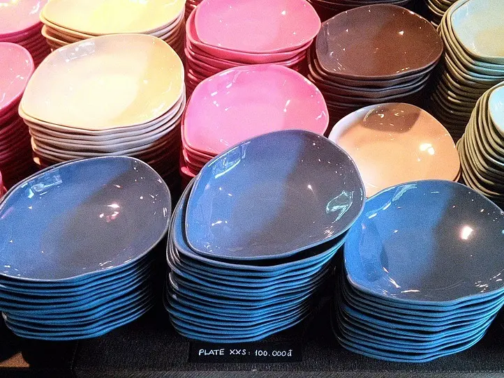 可愛くて丈夫！ホーチミン発の食器「amaï」