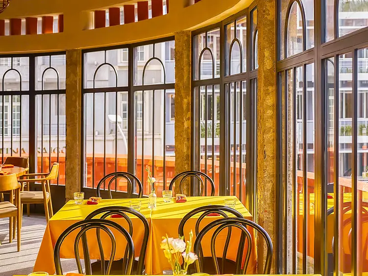 ラントルコート - ソーシャルミーティング