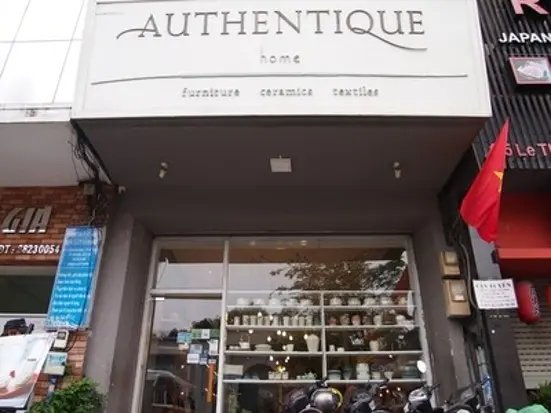 オーセンティック・ホーム