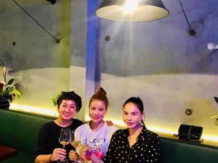 アールスクエア