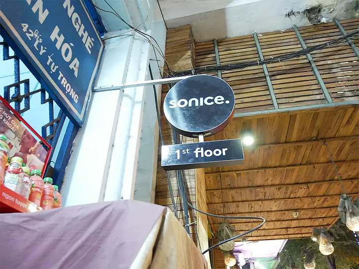 古いアパートの中には、こんなお店が！ 【雑貨店】