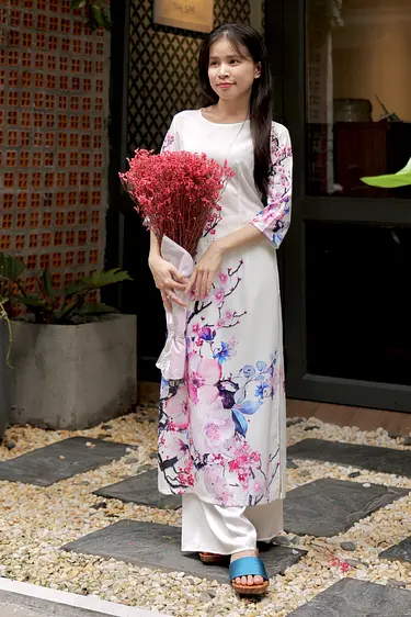 アオザイレンタル・サービズ