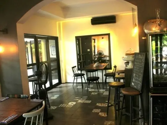 マッド・ハウス